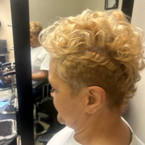 Honey blonde curly short style